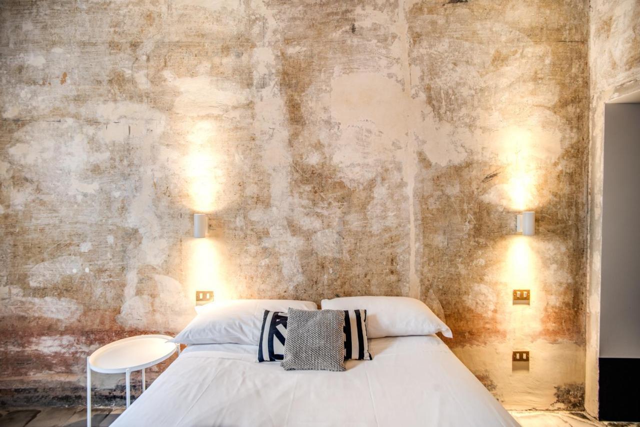 Stylish And Spacious Apartment Next To The Colosseum Ρώμη Εξωτερικό φωτογραφία