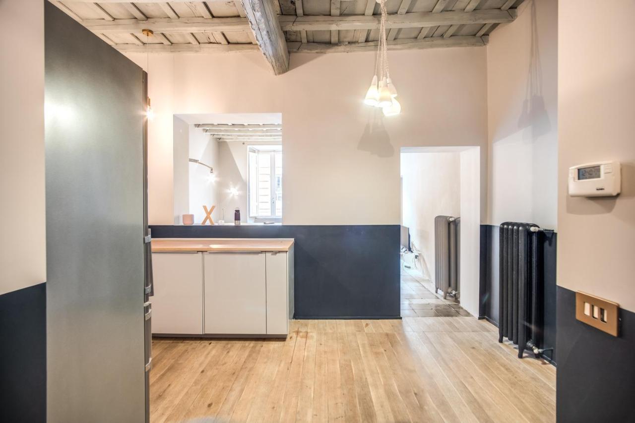 Stylish And Spacious Apartment Next To The Colosseum Ρώμη Εξωτερικό φωτογραφία